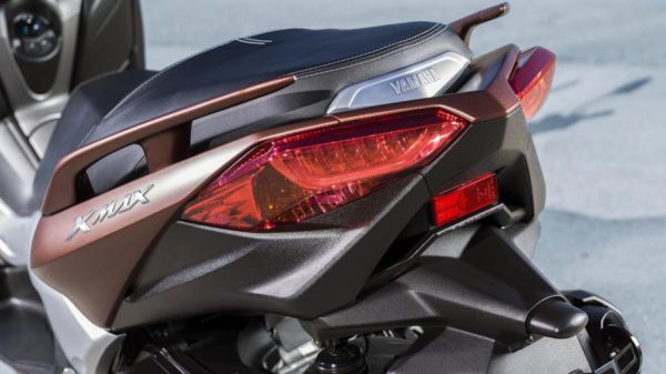 Yamaha XMAX 300