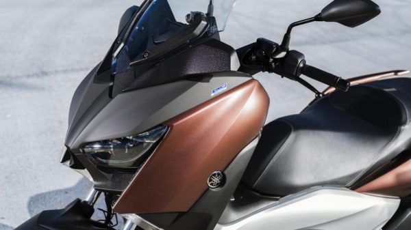 Yamaha XMAX 300