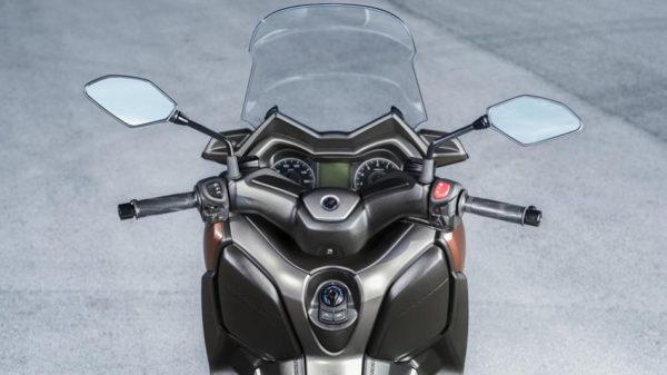 Yamaha XMAX 300